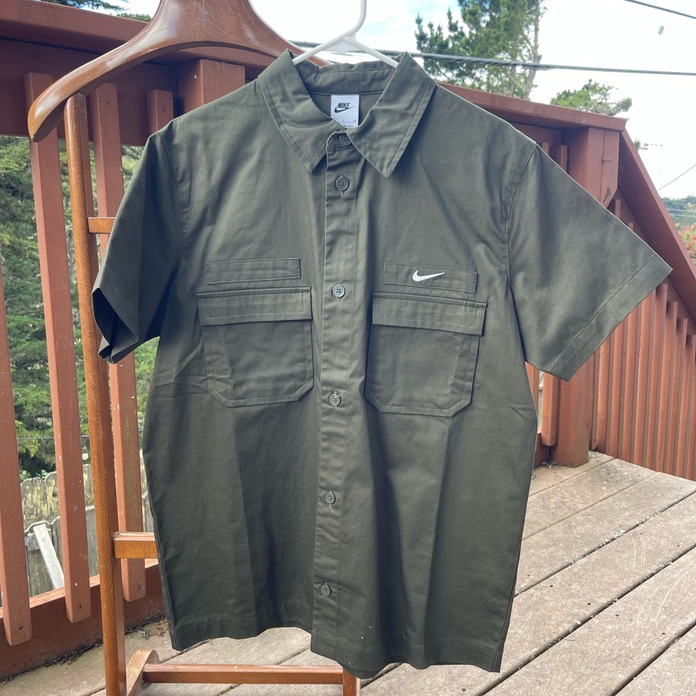 Nike Olive Utility Short Sleeve Shirt